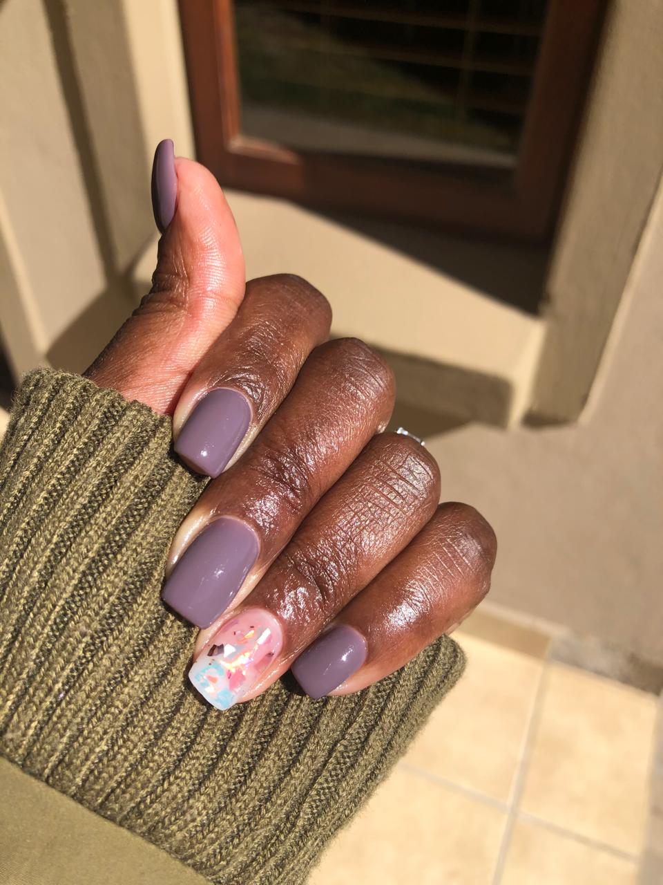 Nail Service