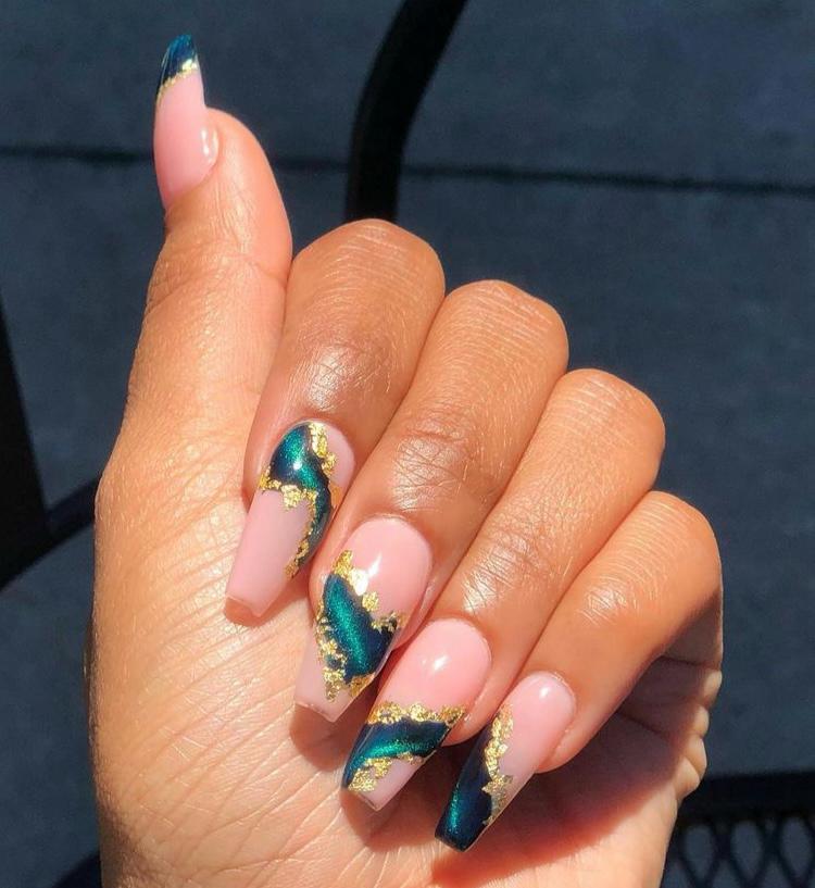 Nail Service